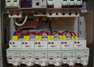 Дифференциальные автоматические выключатели в электрощитке