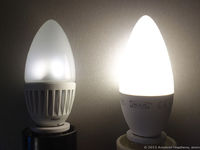 Для регулировки яркости ламп накаливания давным-давно был изобретён диммер