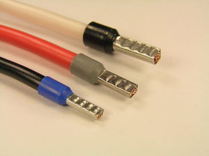 Электрические кабели с наконечниками